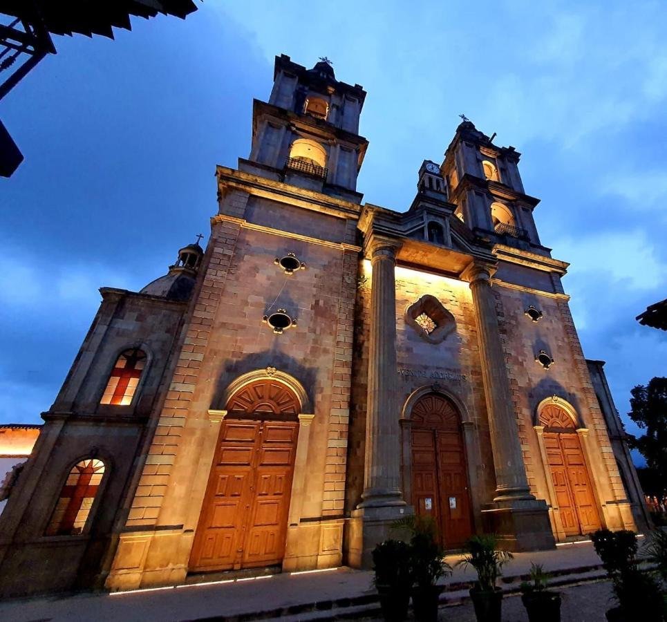 Arawi Hotel Boutique Valle de Bravo Buitenkant foto